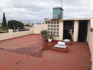 Foto 3 de Casa PH en venta en Lomas del Mirador