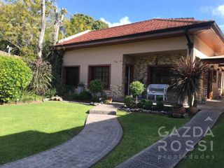 Hermosa e impecable propiedad a la venta en San Vicente!