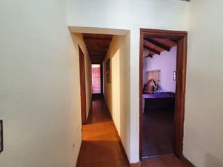 VENTA CASA 3 DORMITORIOS EN LA CUMBRE CON PILETA