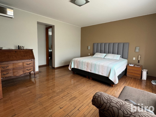 Foto 6 de ACOGEDORA CASA CON JARDIN Y 3/4 DORM EN VENTA EN SURCO
