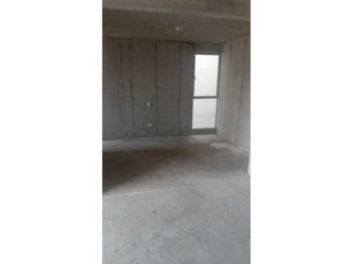 Se vende apartamento en obra gris con parqueadero propio (j.s)