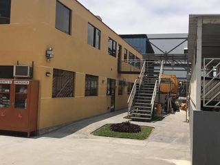 Foto 1 de Locales Industriales Venta CAL. Kapalla - LURIN
