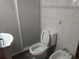 Departamento en venta - 3 dormitorios 1 baño - Cochera - 80mts2 - La Plata