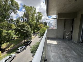 Depto 2 dormitorios en venta - balcon terraza- vista al parque - cochera