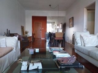 Departamento en venta - 4 Dormitorios 3 Baños - Cochera - 127,5Mts2 - Olivos, Vicente López