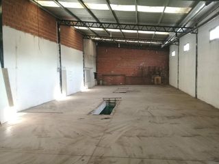 Foto 7 de Galpón 600m2 En 2 Plantas C/local