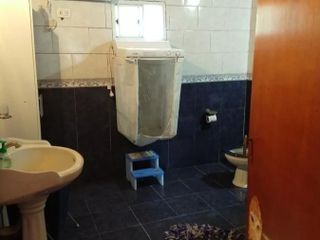 Casa en venta - 3 dormitorios 2 baños - cocheras - 600mts2 - San Carlos, La Plata