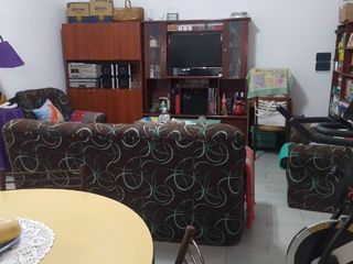 Foto 1 de Casa para 2 Familias en venta en Quilmes Oeste