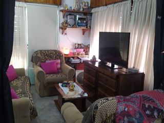 Foto 10 de Casa para 2 Familias en venta en Quilmes Oeste