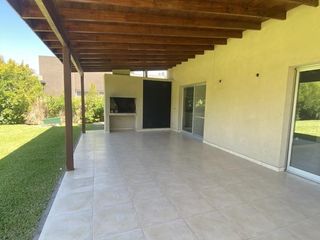 Casa - Santa Catalina, Villanueva Tigre