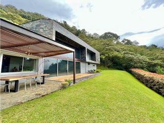 Casa en Arriendo Las Palmas Medellín