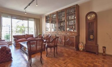 Apartamento en Venta en Barrio Norte