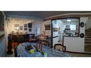 Barrio Caña Miel - Casa de dos pisos en venta Palmira Valle Colombia