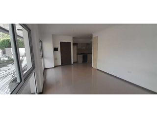 Foto 2 de VENDO DPTO VENETO CATEGORIA PLANTA BAJA HERMOSO Y AMPLIO