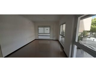 Foto 3 de VENDO DPTO VENETO CATEGORIA PLANTA BAJA HERMOSO Y AMPLIO