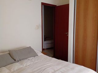 Departamento en  Gral Paz- 2 dormitorios- Balcón.