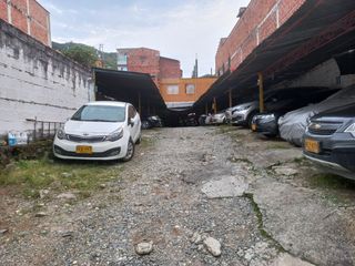 Foto 5 de Te vendo parqueadero en terreno plano para que hagas un centro comercial de calle a calle o lo dejas como parqueadero, bien barato en Barbosa.