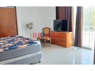 Foto 15 de ALQUILO HERMOSA CASA AMOBLADA EN LOS EJIDOS – EL CHILALO – PIURA US 1,300

Alquilo casa en El Chilalo Los Ejidos Piura, Colindante con Loma Blanca,