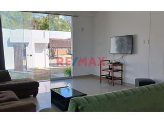 Foto 3 de ALQUILO HERMOSA CASA AMOBLADA EN LOS EJIDOS – EL CHILALO – PIURA US 1,300

Alquilo casa en El Chilalo Los Ejidos Piura, Colindante con Loma Blanca,
