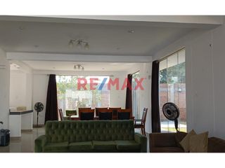Foto 1 de ALQUILO HERMOSA CASA AMOBLADA EN LOS EJIDOS – EL CHILALO – PIURA US 1,300

Alquilo casa en El Chilalo Los Ejidos Piura, Colindante con Loma Blanca,