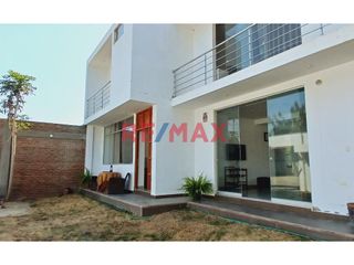 Foto 2 de ALQUILO HERMOSA CASA AMOBLADA EN LOS EJIDOS – EL CHILALO – PIURA US 1,300

Alquilo casa en El Chilalo Los Ejidos Piura, Colindante con Loma Blanca,
