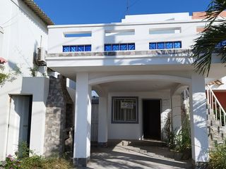 Capaes - Villa Marina: Se Alquila Casa Frente al Mar en Capaes