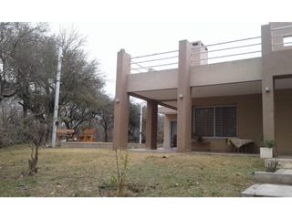 VENTA DE VIVIENDA EN FALDA DEL CARMEN - VIV0260