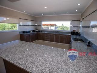 CASA EN ALQUILER COSTA ESMERALDA RESIDENCIAL I