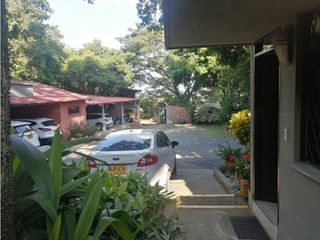 LOTE EN BAJO MENGA PARA DESARROLLO COMERCIAL Y/O RESIDENCIAL