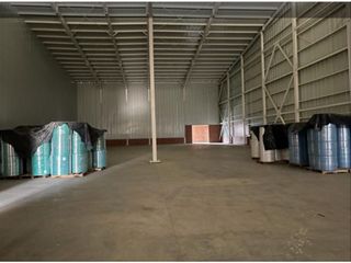 SE VENDE  BODEGA EN  YUMBO