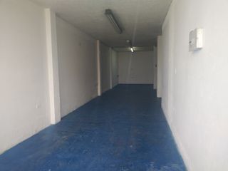 Foto 2 de bodega en arriendo en niza. Cod A31973