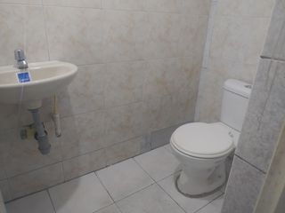 Foto 12 de bodega en arriendo en niza. Cod A31973