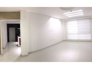 Foto 3 de casa de venta en manta zona sur
