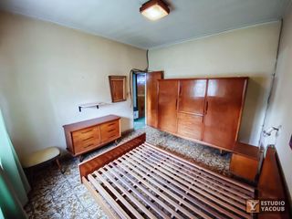 Casa en venta - 3 dormitorios 1 baño - cochera - 145 mts2 - Manuel B Gonnet