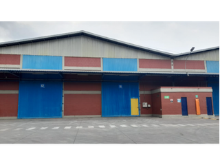 Foto 2 de BODEGA EN ARRIENDO MADRID 2500 M2
