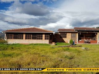 Villa Casa Edificio de venta en Challuabamba- Cofradia  – código:15112