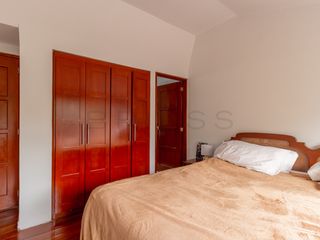 Foto 15 de casa en venta en niza. Cod V6213