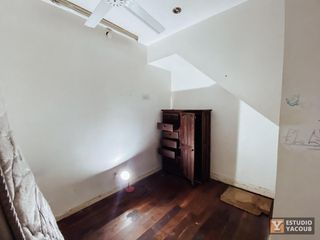 Casa en venta - 4 dormitorios 4 baños - 186mts2 - La Plata