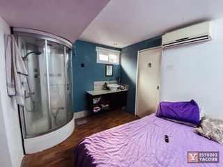 Casa en venta - 4 dormitorios 4 baños - 186mts2 - La Plata