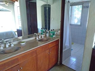 Foto 42 de Oficina de 5 ambientes con cochera en Venta San Isidro