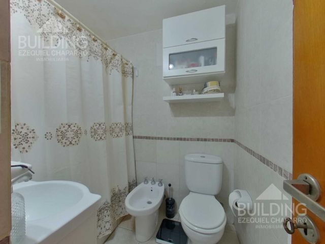 Departamento en venta - 1 dormitorio - Cochera cubierta - La Plata