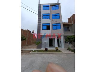 Foto 1 de Departamento En Venta Urbanización Las Palmeras Segundo Piso
