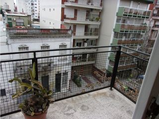 Foto 3 de ALQUILER 1 AMBIENTE CON BALCON AL FRENTE . AVELLANEDA  AL 100