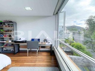 PENTHOUSE MIRAVALLE 4
