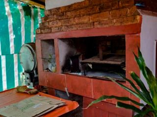 Foto 4 de GUIDEK - STASIUK PROPIEDADES VENDE EXCELENTE PROPIEDAD SOBRE CALLE UCRANIA