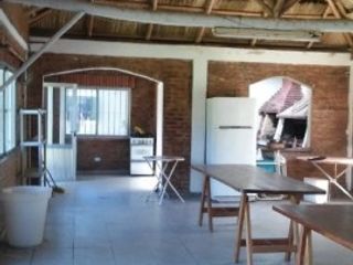 Venta Casa Quinta 3 Amb con Pileta en Paraje El Pato, Berazategui