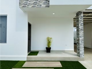 Foto 4 de CASAS EN URB CRISTAL AZUL