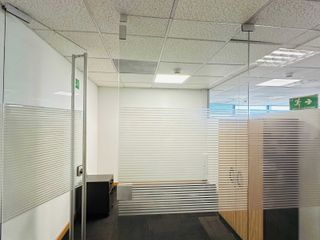 Foto 9 de oficina en arriendo/venta en chico reservado. Cod V212