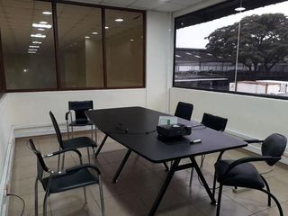 Foto 10 de Juan tanca marengo se alquila bodegas con oficinas