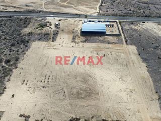Foto 1 de ¡GRAN OPORTUNIDAD DE INVERSIÓN! ☀️

SE vende terreno amplio de 5 hectáreas (250 m de frente x 200 de fondo), ubicado a solo 200 metros de la Av pana